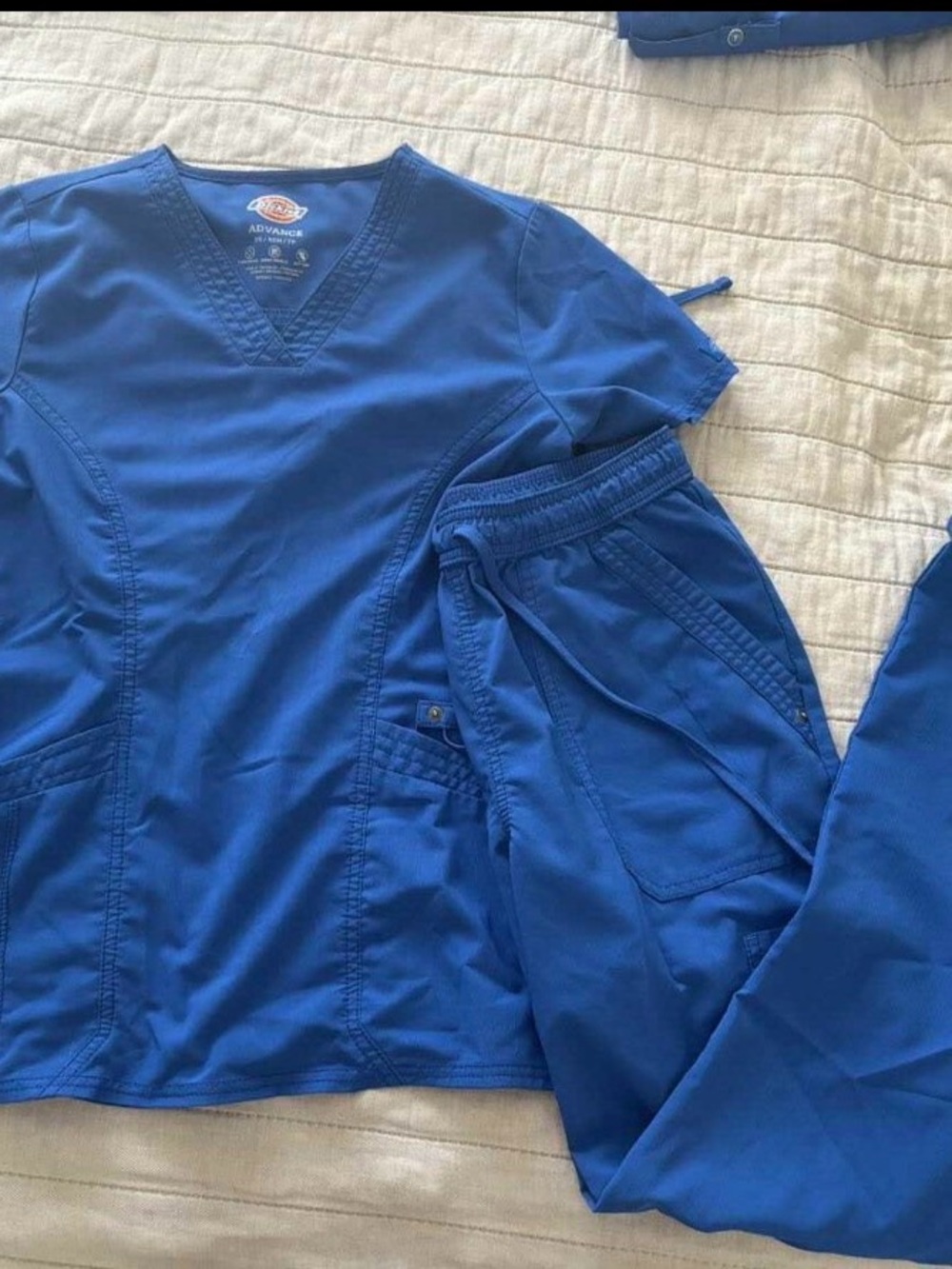 Dickies Women's Blue Scrub Top and Pants Set